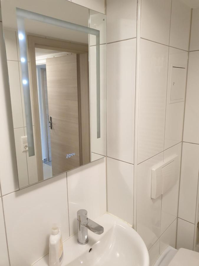 Moderne Einliegerwohnung Amara - Friedrichshafen Am Bodensee Buitenkant foto