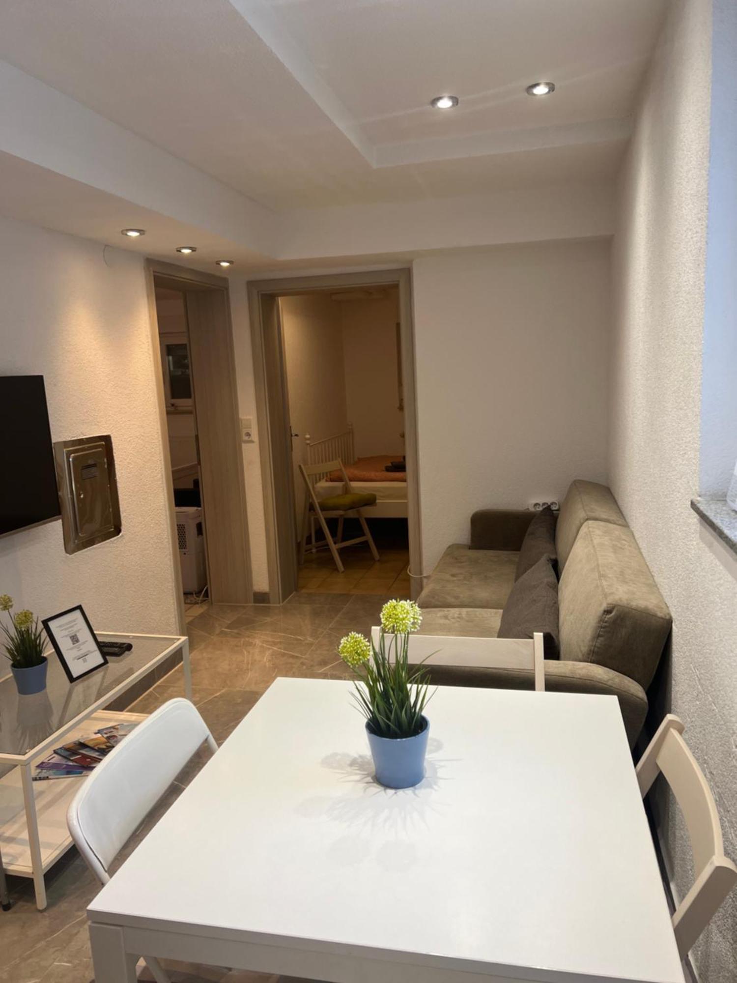 Moderne Einliegerwohnung Amara - Friedrichshafen Am Bodensee Buitenkant foto